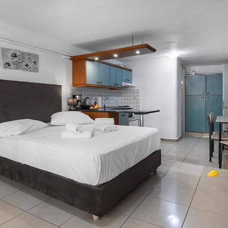 Central Studio In Downtown Ираклион Экстерьер фото