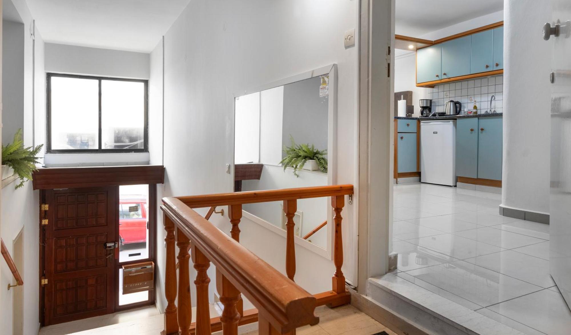 Central Studio In Downtown Ираклион Экстерьер фото